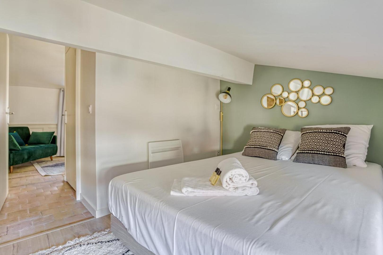 Apartmán Guestready - Sublime 2Br In The Heart Of Old Lyon Exteriér fotografie