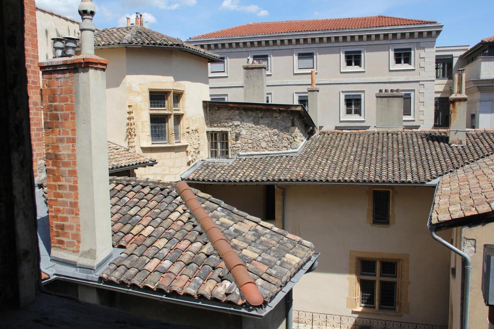 Apartmán Guestready - Sublime 2Br In The Heart Of Old Lyon Exteriér fotografie